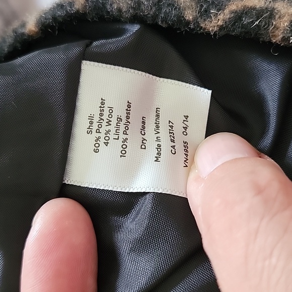 Talbots leopard print pencil skirt size 4p - Picture 4 of 4